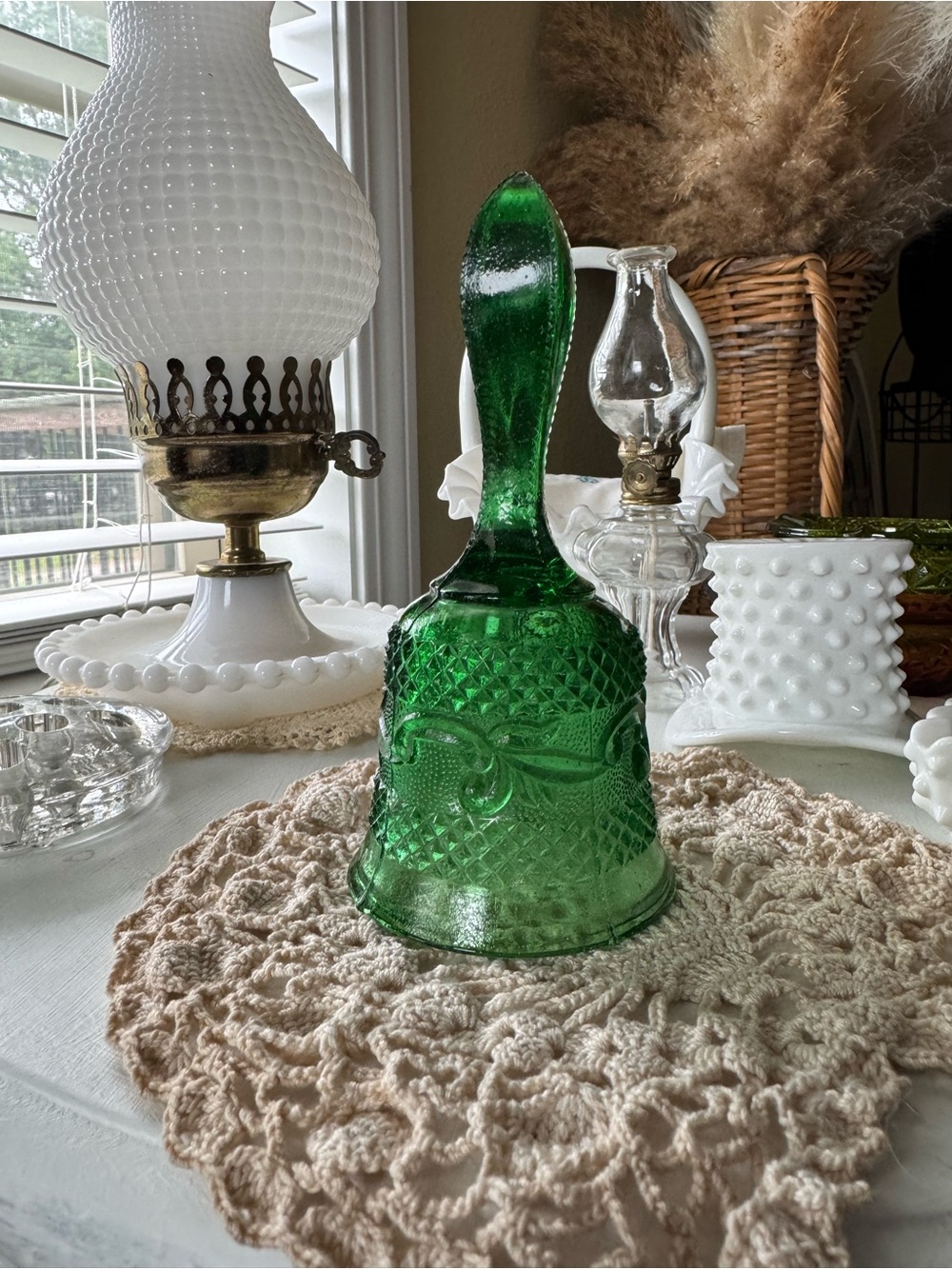 Fenton Emerald Green Diamond Point & Scrolls Bell